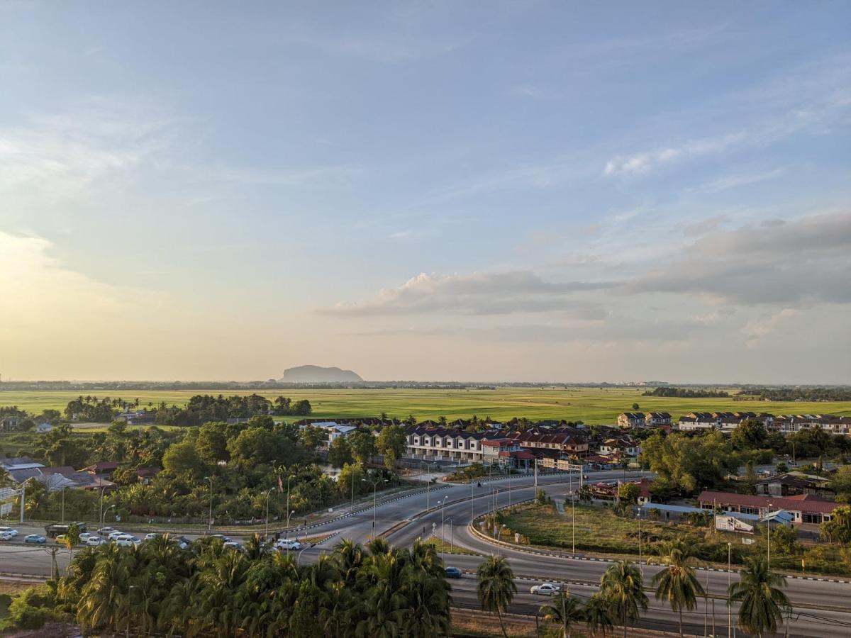 Alor Setar Imperio By Im Staycation 3Bedroom & Rooftop Pool Exteriér fotografie